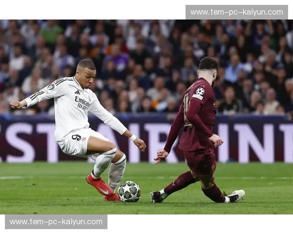 伯纳乌的硝烟：一场决定王朝命运的欧冠巅峰对决